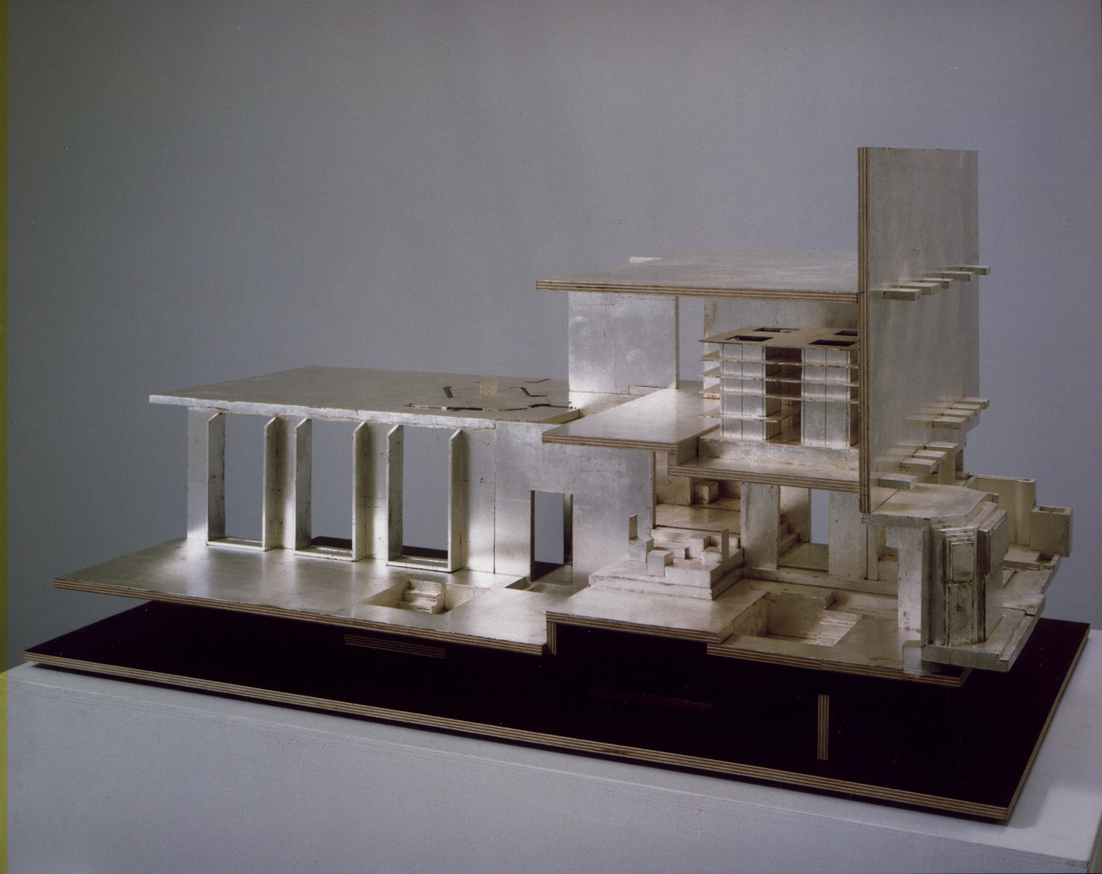 H U I S E E N M O D E L